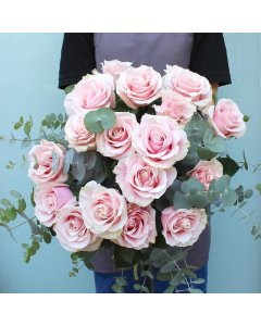 Ramo de 18 rosas de color rosa