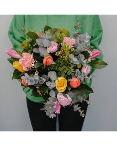 Ramo primaveral colorido