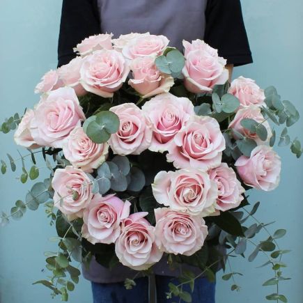 Ramo de 24 rosas de color rosa