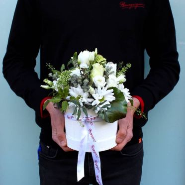 Caja de flores blanco tamaño pequeño