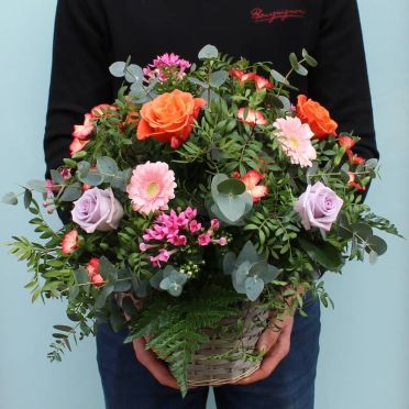 Centro de flores radiante