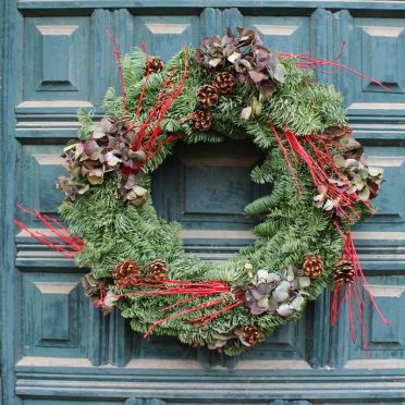 Corona de abedul y hortensia

