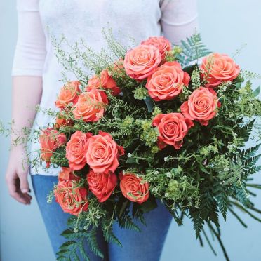 Ramo de rosas naranja