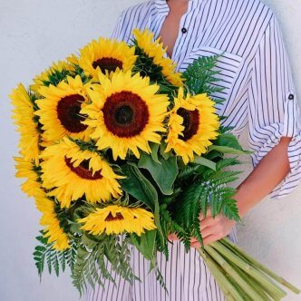 Ramo de girasoles mediano