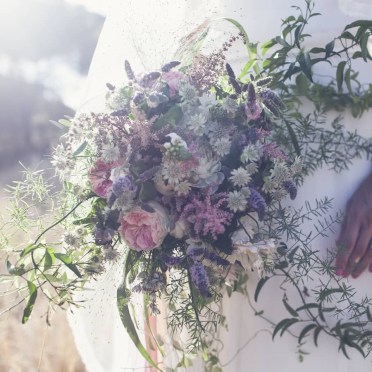 Ramo de novia campestre de verano