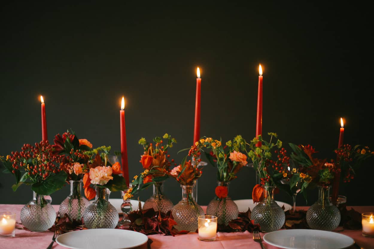 Flores y plantas para decorar tu mesa