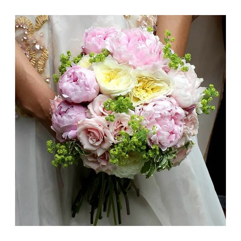 Ramo de novia pastel de peonías y rosas | Novias Bourguignon