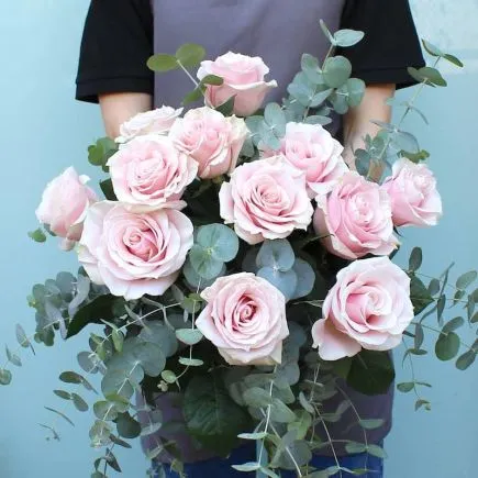 Ramo de 12 rosas rosa