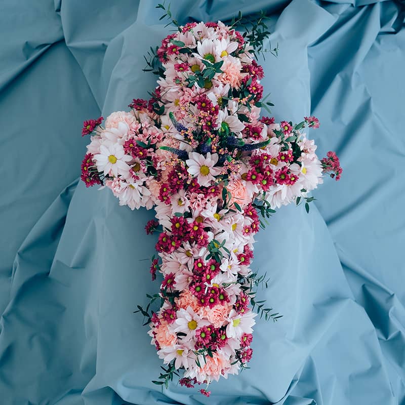 cruz pastel todos los santos