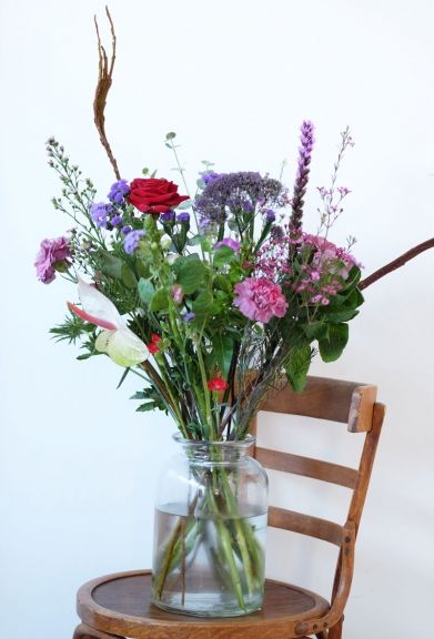 weekly blooms 4 ramo
