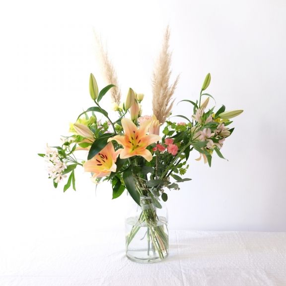 weekly blooms 48 small